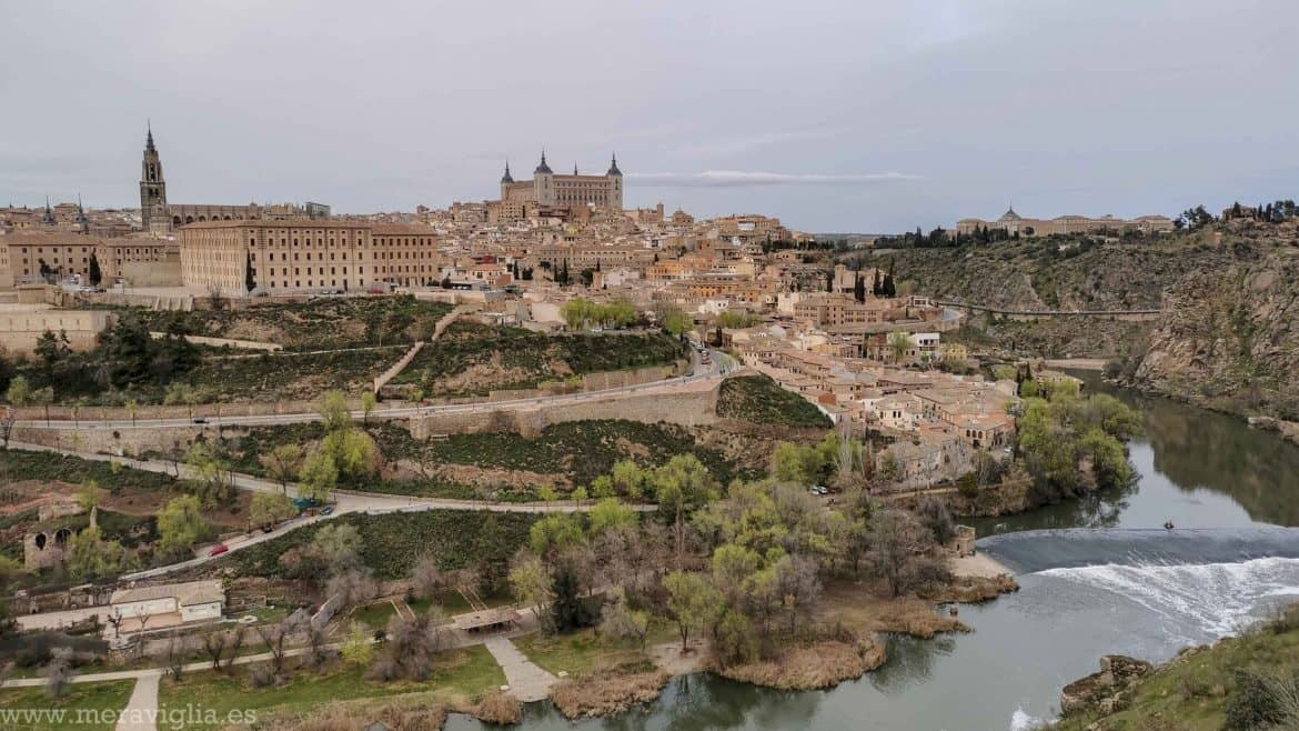 Views from the Valley Lookout, in Toledo